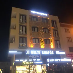 Aparthotel Hypatia Rezidans