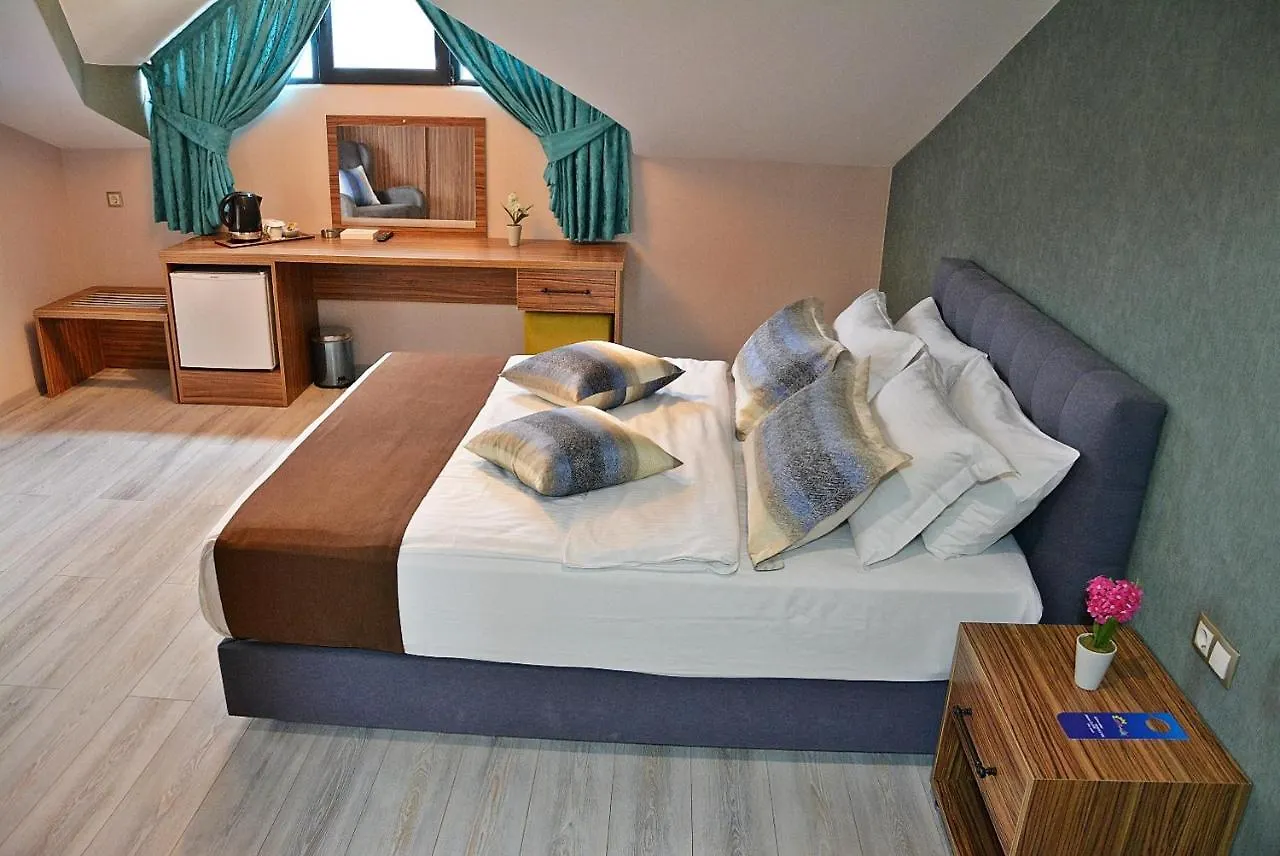 61 Park Hotel Trabzon 3*,